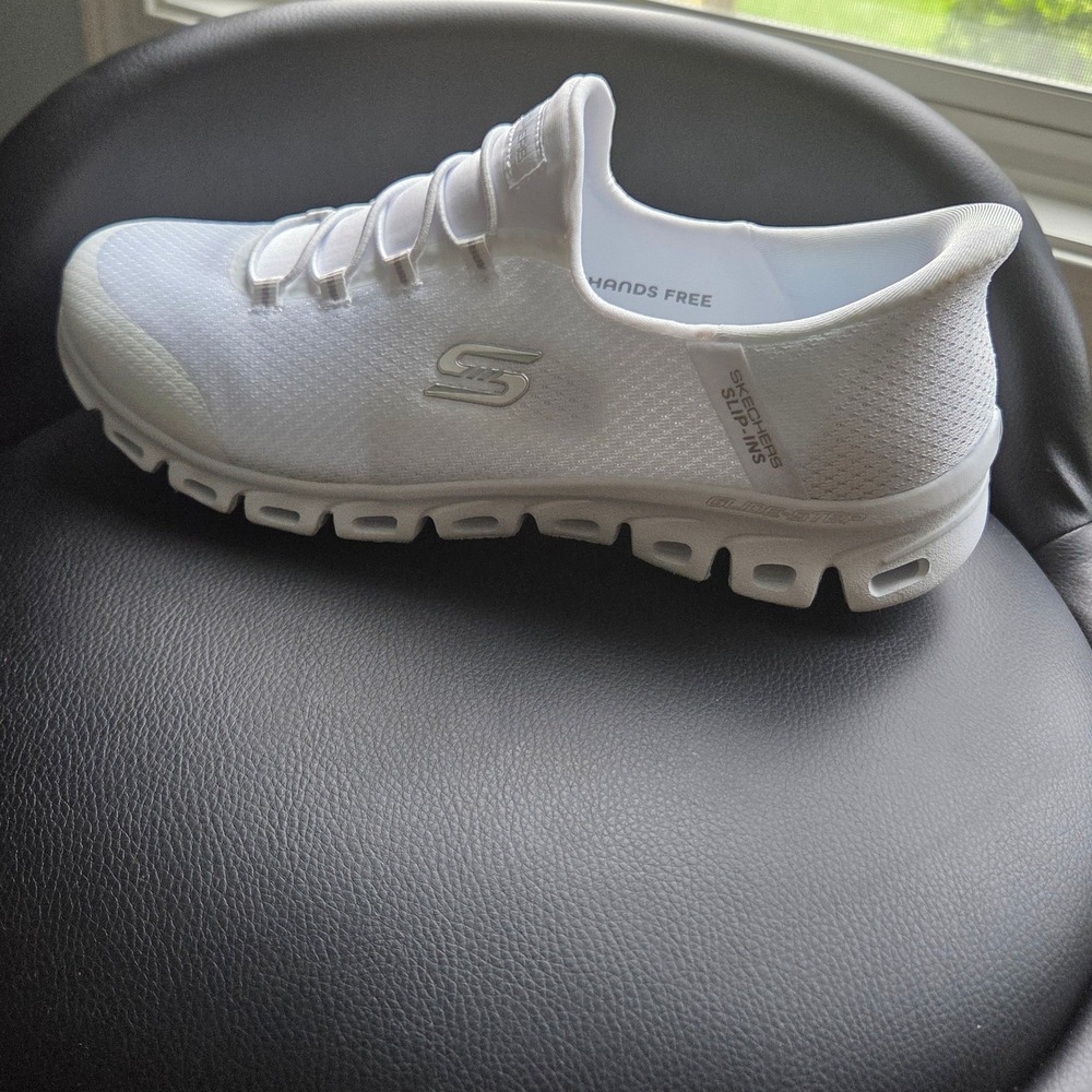 Skechers Slip-ins Hand Free Glide-Step Pursuit Sneaker Womens Sz 9 White 104547